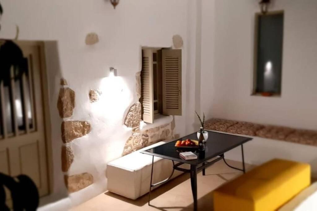 Sonia'S Luxury Apartment With Jacuzzi Kamilári Exterior foto