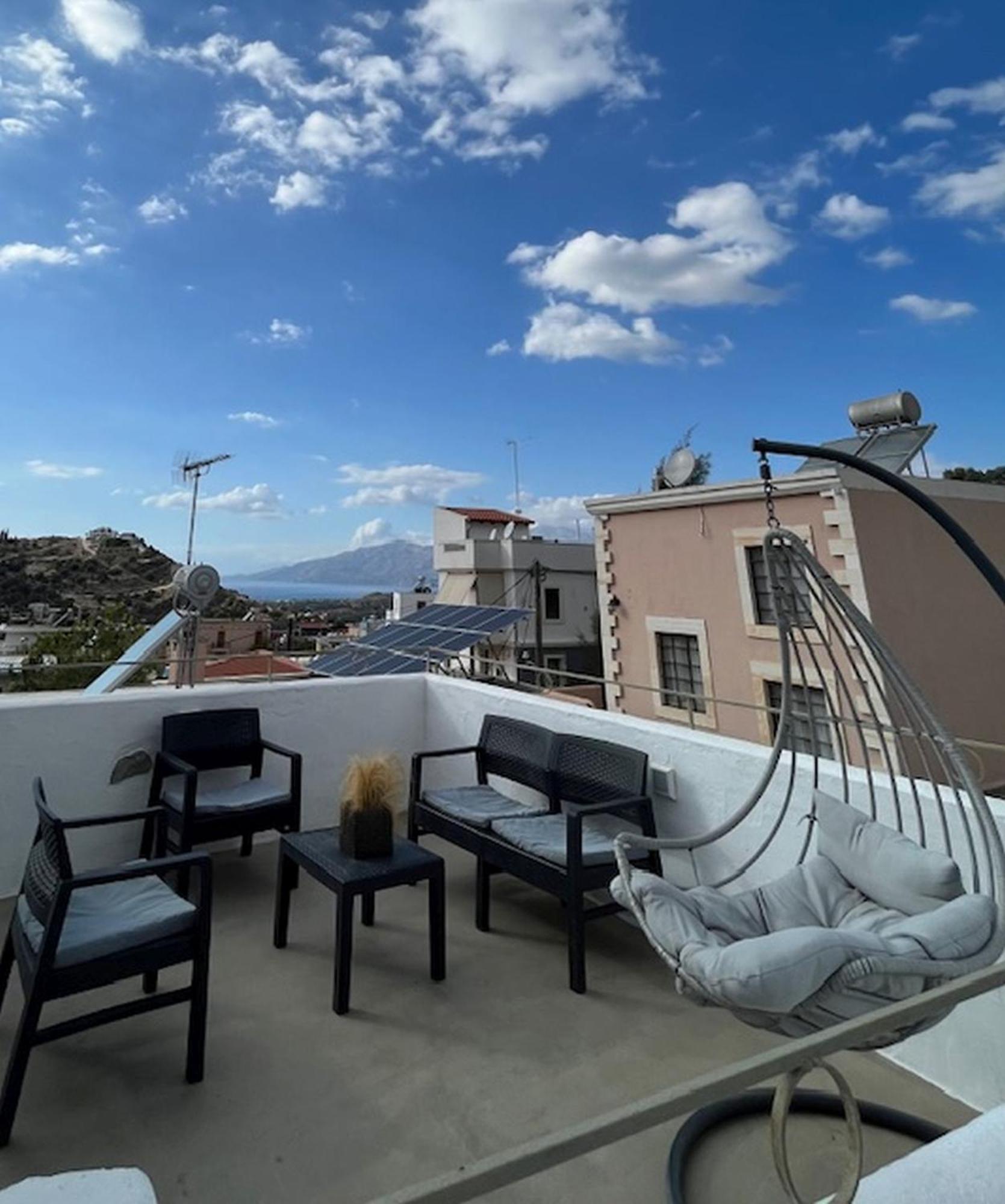 Sonia'S Luxury Apartment With Jacuzzi Kamilári Exterior foto
